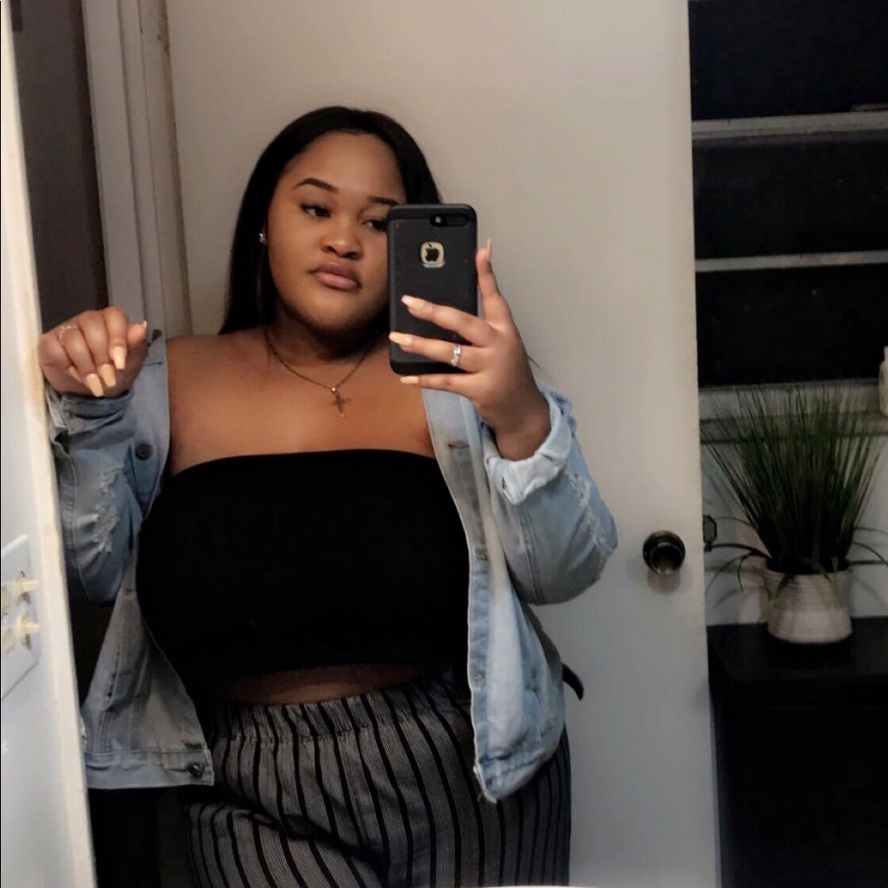 Meet your Posher, Lea